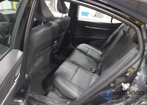 2025 Toyota Camry Xse z USA, uszkodzony, nr VIN 4T1DBADKXSU503166